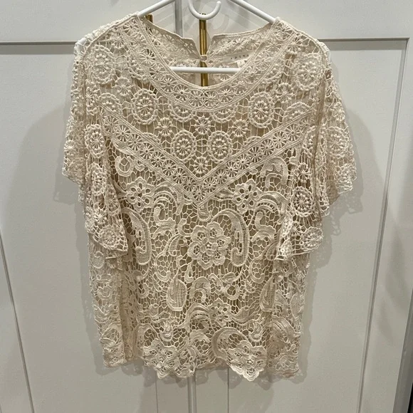 NWT Adiva Elegant Lace Women’s Top in Cream - Picture 1 of 6